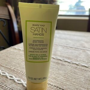 Mary Kay Satin Hands nourishing Cream 3. OZ/ 85g Brand New